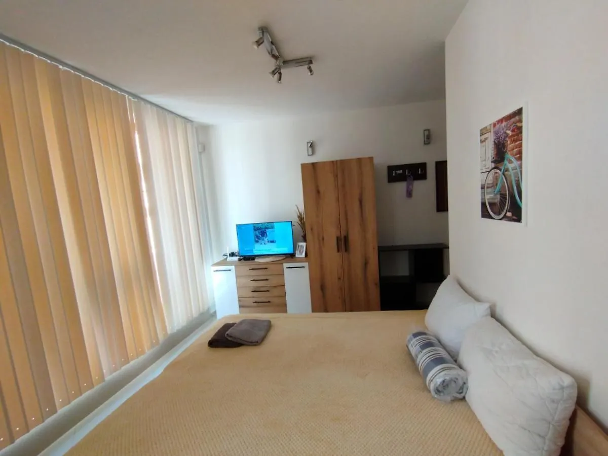 Apartment Seahomevarna